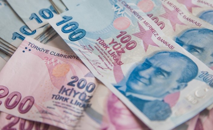 AK Parti'den Emeklilere Yeni Formül: 65 Yaş Üstüne Farklı Refah Payı ve Ek Ödeme Çalışması