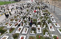 Deprem Mezarlığında Yürek Yakan Hikayeler