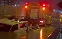 Su Dolu Alt Geçitte Mahsur Kalan Sürücü Hayatını Kaybetti