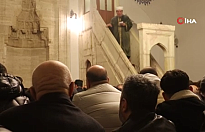 Sivas'ta Yağmura Rağmen Bayram Coşkusu: 4 Asırlık Kale Camii’nde Saf Tuttular
