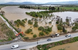 Büyük Menderes Nehri Taştı, Koçarlı Ovası Sular...