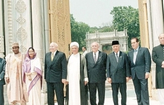 Erbakan’ın D-8 Vizyonu: Körfez Ülkeleri Neden...