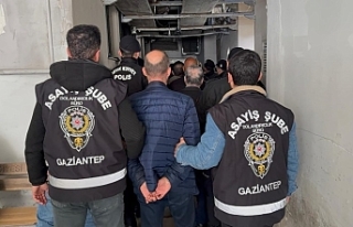 7 Üniversite Bitiren Öğretim Görevlisinden 521...