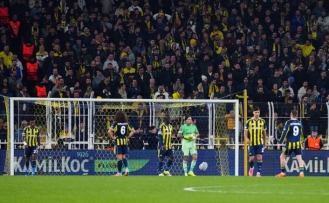 Tur Rövanşa Kaldı