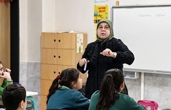 28 Şubat’ın Dinmeyen Sancısı: İnegöllü Öğretmenler 29 Yıl Sonra Gözyaşlarıyla Anlattı