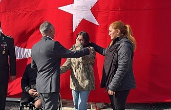 Depremzede Beliz ve Kahraman Albayın Duygulandıran Buluşması