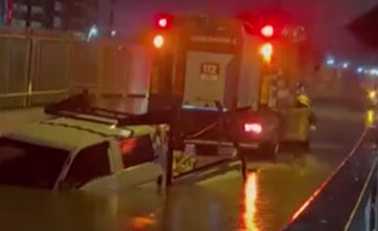 Su Dolu Alt Geçitte Mahsur Kalan Sürücü Hayatını Kaybetti