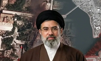 Hamaney Dönemi Sert Başladı: "Diz Çökmeden Barış Yok!"