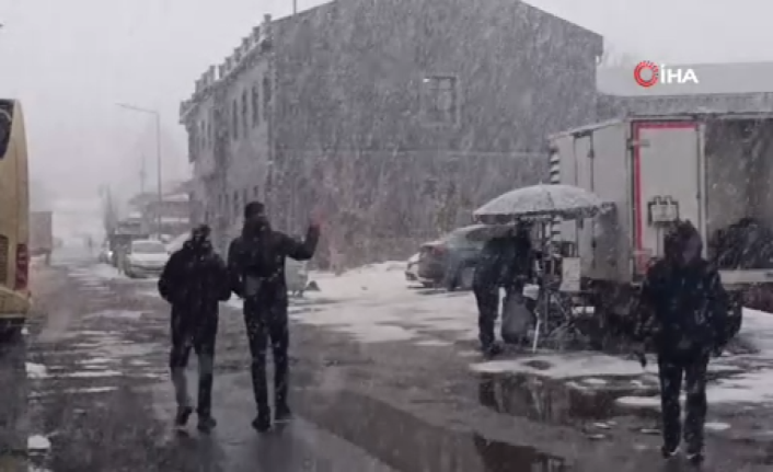 Kars’ta Yoğun Kar Yağışı Başladı!
